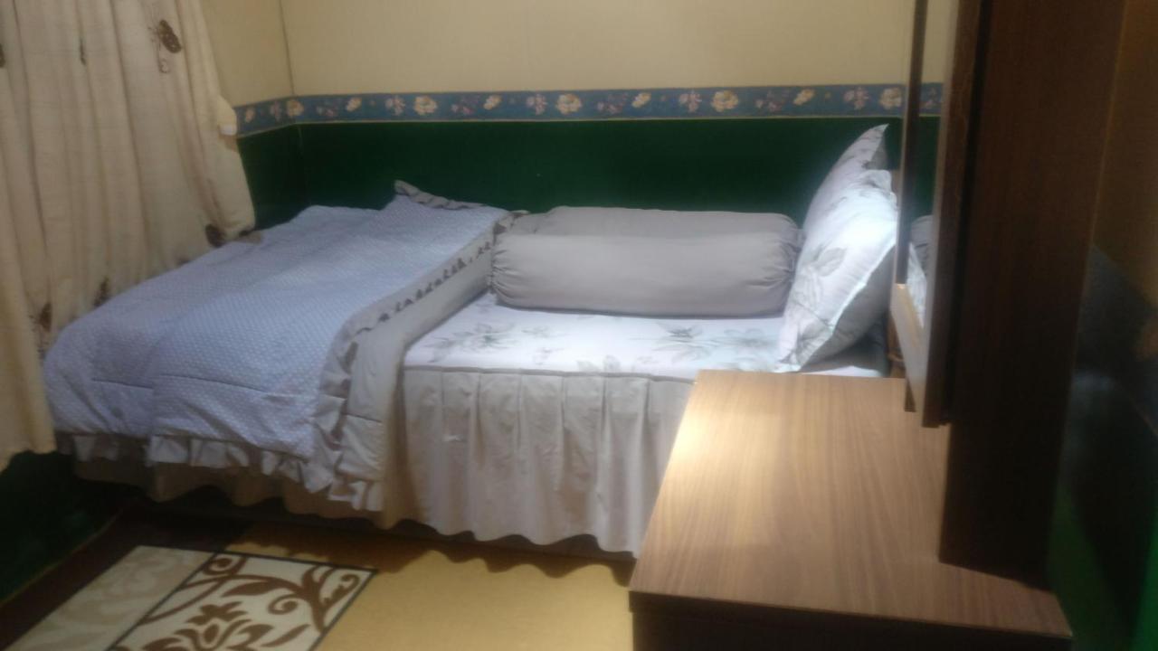 Homestay Arya Mangunan Bantul Ngoại thất bức ảnh